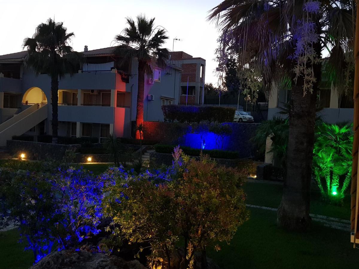 Asteraki Aparthotel Gouvia Exteriér fotografie