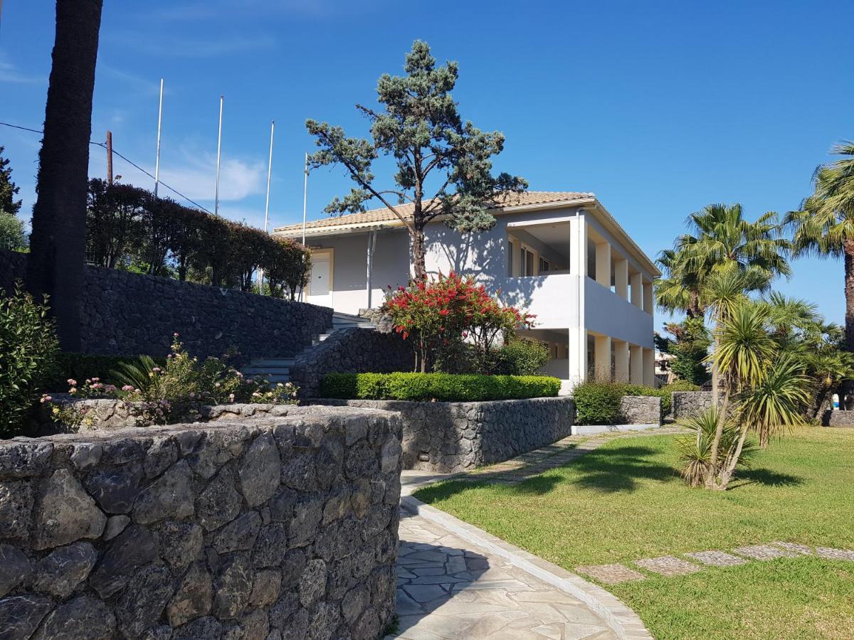 Asteraki Aparthotel Gouvia Exteriér fotografie